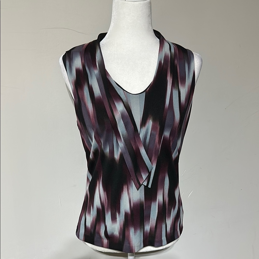 👉 Jones New York Sleeveless Blouse – Purple Ombre Abstract Print – Size M